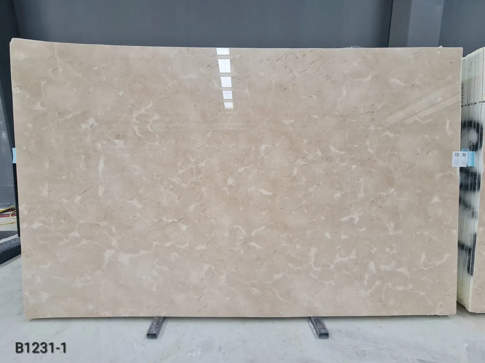 Natural Stone Collection Crema Marfil marble tile and slab, lot B1231, 2 cm, Polished